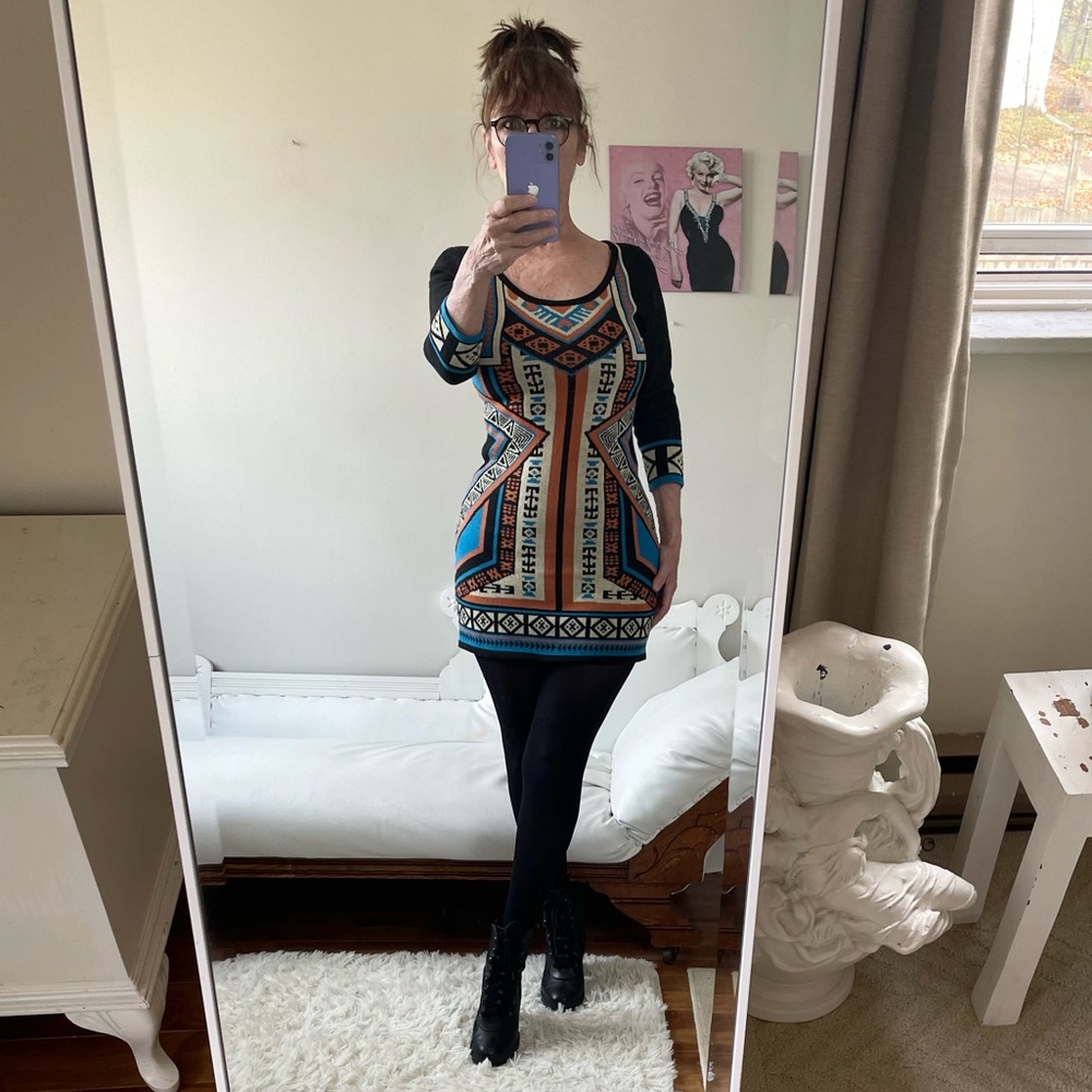 FLYING TOMATO LONG SLEEVE SWEATER DRESS BLUE BLACK ORANGE CREAM KNIT GEO PRINT